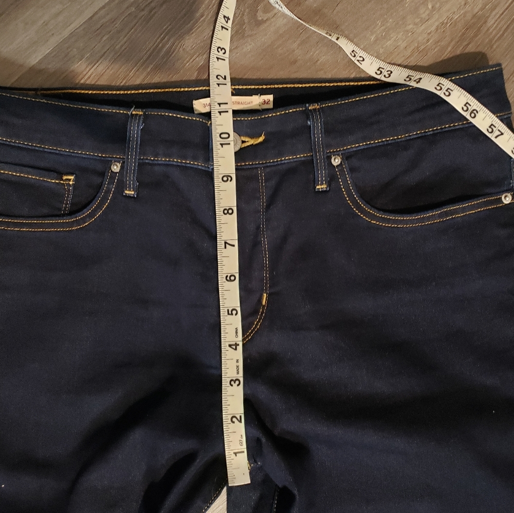 Levi Strauss & Co. 314 Shaping Straight Jeans Size 32 - Picture 4 of 12